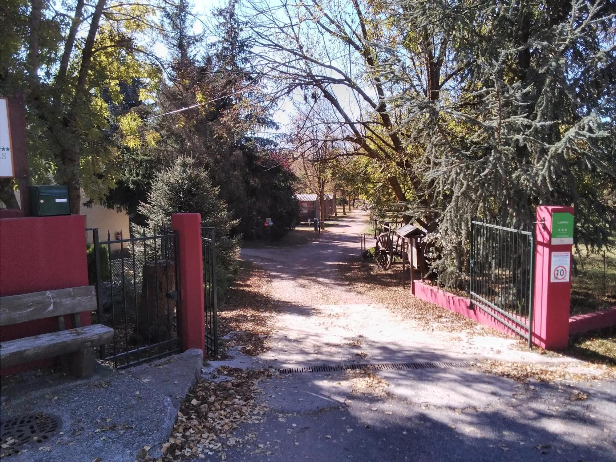 Camping Las Asperas*** Palau-de-Cerdagne Exterior foto